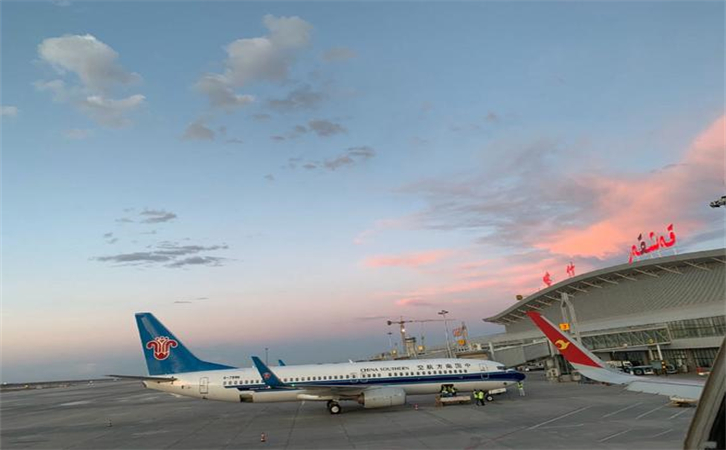 航空貨運(yùn)喀什機(jī)場(chǎng)