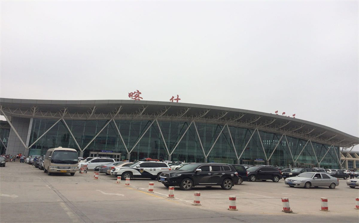空運(yùn)庫爾勒機(jī)場(chǎng)