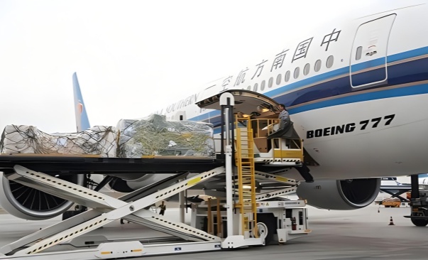榆林機場貨運:飛機直接寄送物品指南